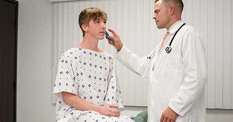Blonde twink Andrew Powers visits Dr. Trent Summers for a routine check-up and informs him that he’s been having trouble performing in the bedroom.