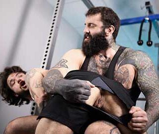 Bearded trans man Tommy Tanner just moved into the building and is trying out the gym, and muscular hunk Markus Kage attracts his attention as his big cock falls out while he gets his pump on.