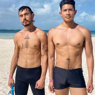 It’s sunny in Cancun, and Alberto’s holiday couldn’t get any better. At the city’s paradisiac beaches, Alberto and his buddy Alam enjoy its crystal clear waters while snorkeling.